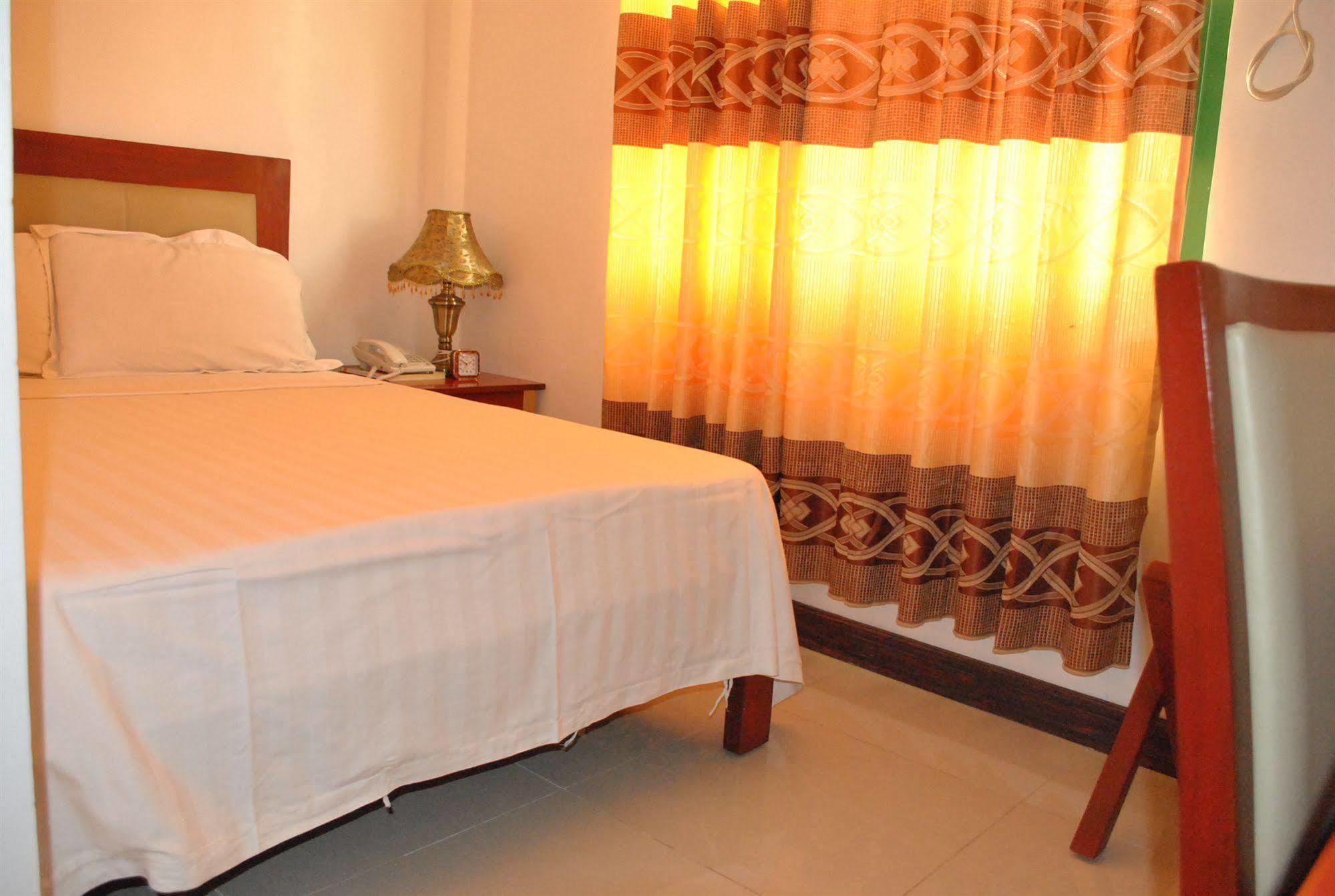 Dragon Home Inn Cebu Exterior foto